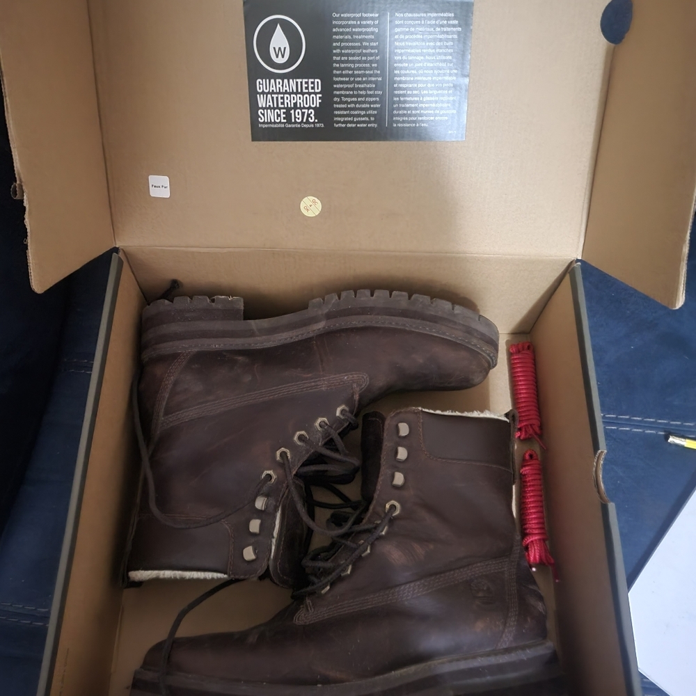 Timberland boots brown.